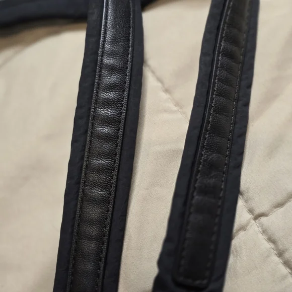 lululemon athletica Black Tote Bag - Picture 4 of 5